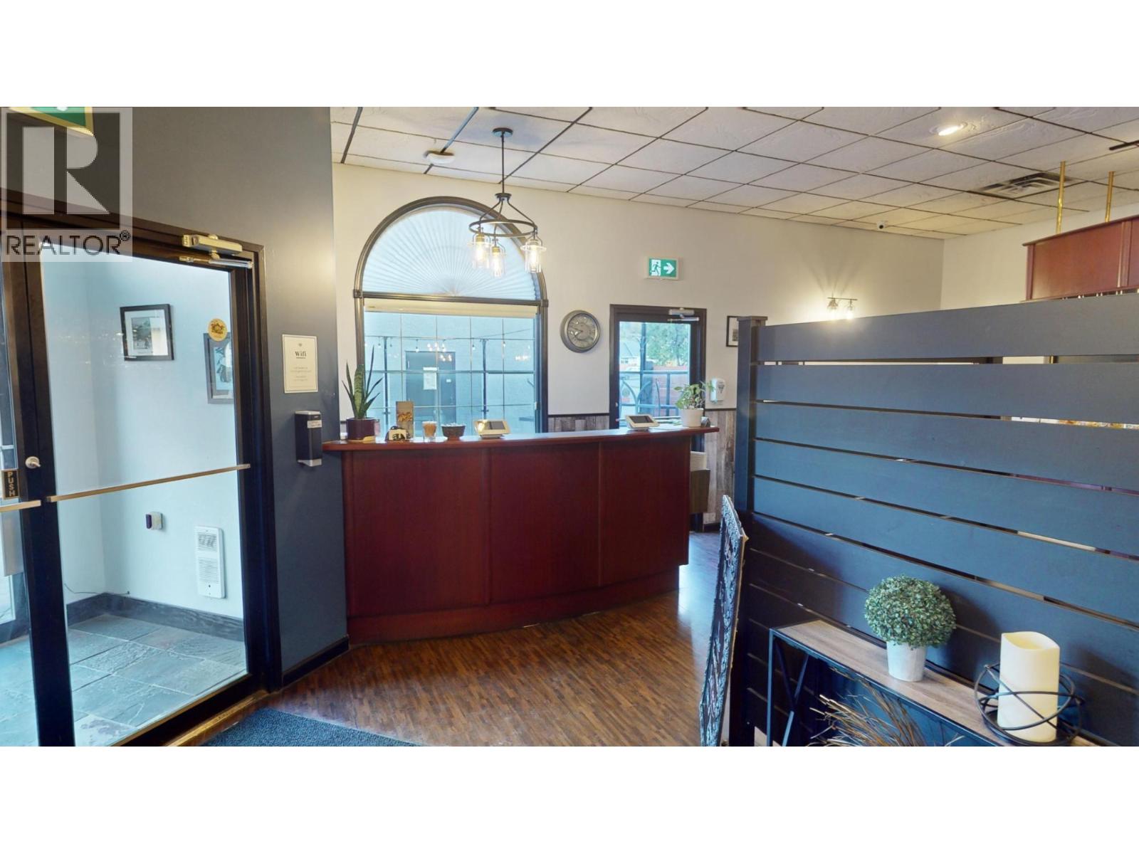  906 11TH Avenue, Golden