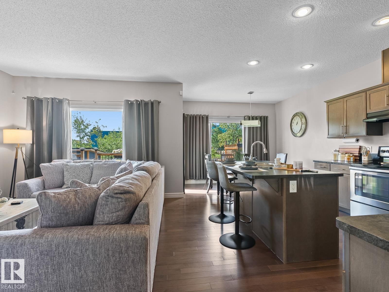 Photo 3 of 57 Meadowland Cr, Spruce Grove AB
