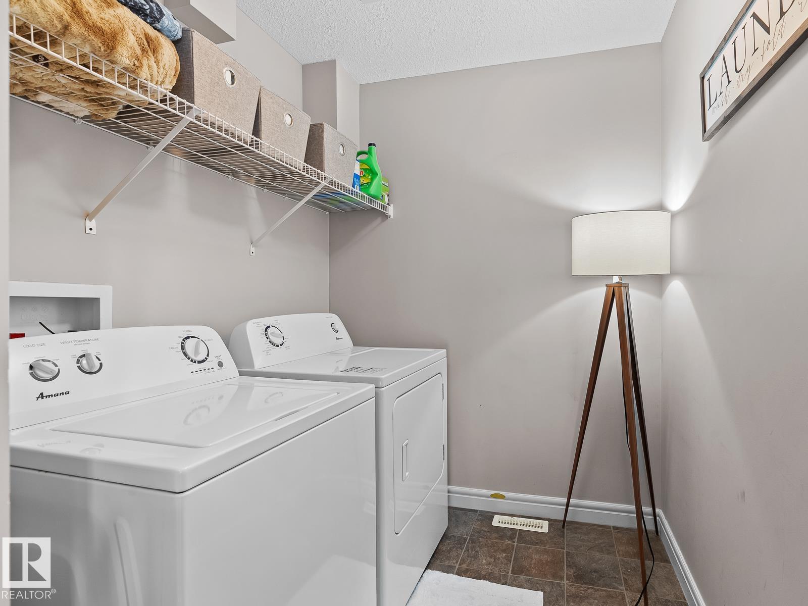 Photo 19 of 57 Meadowland Cr, Spruce Grove AB