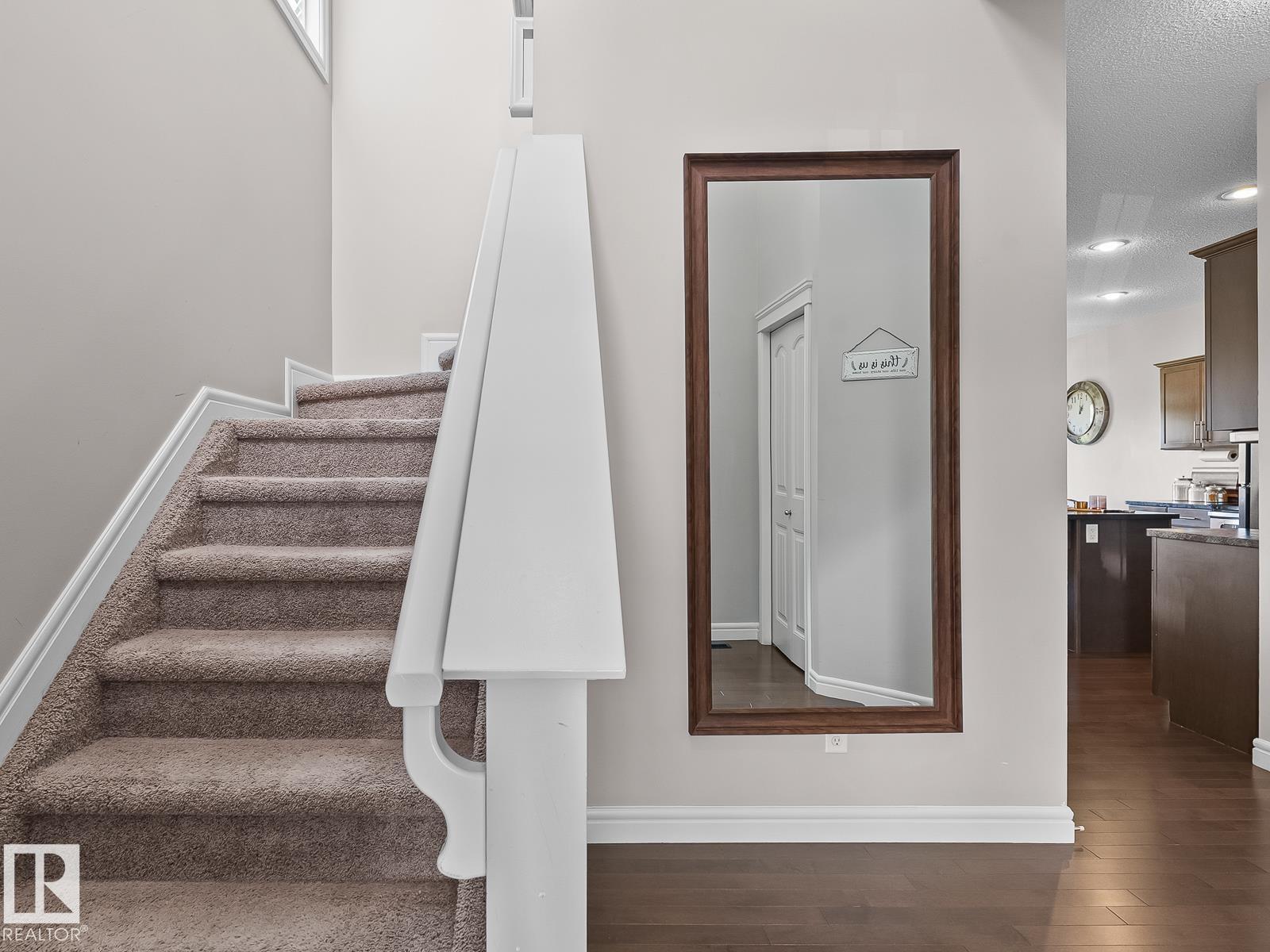 Photo 7 of 57 Meadowland Cr, Spruce Grove AB