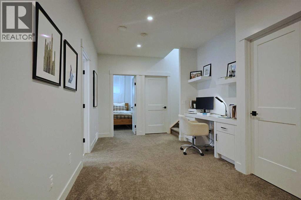 Photo 14 of 2719 18 Street Nw, Calgary AB