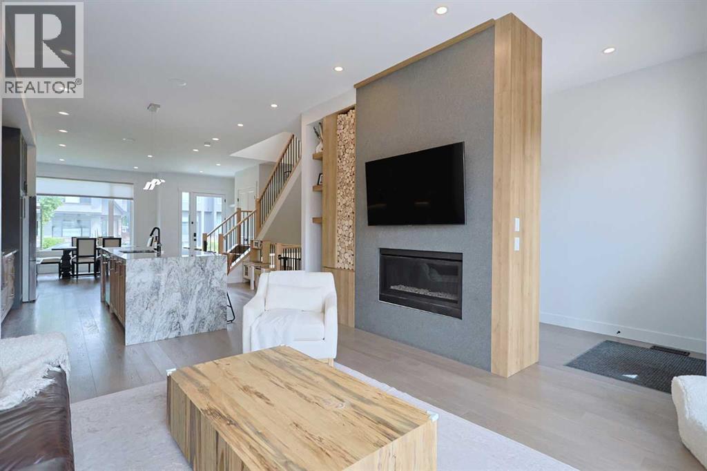 Photo 7 of 2719 18 Street Nw, Calgary AB