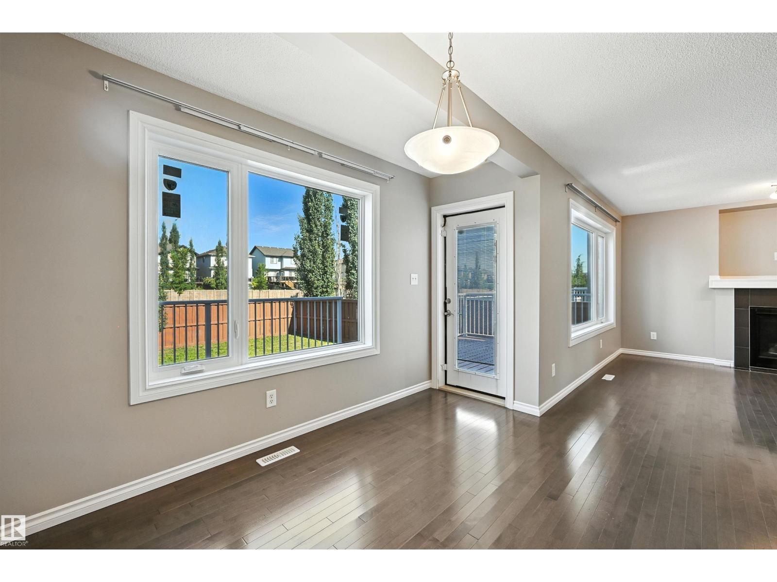 Photo 5 of 1785 Hammond Cr Nw, Edmonton AB