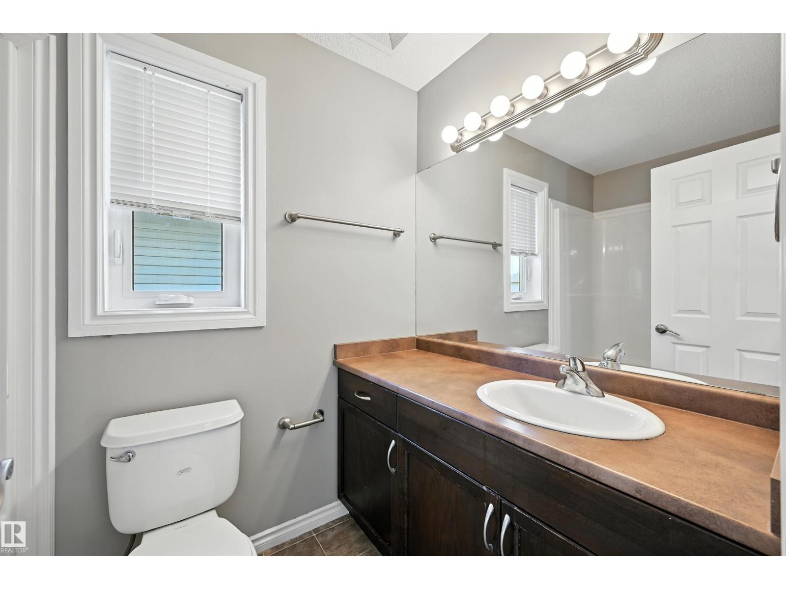 Photo 12 of 1785 Hammond Cr Nw, Edmonton AB
