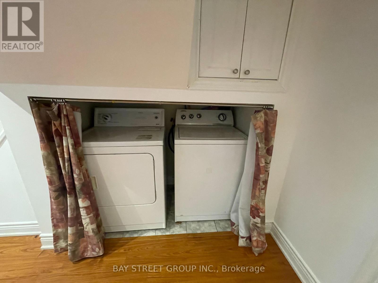 Photo 12 of Bsmt 469 Lynett Crescent, Richmond Hill ON