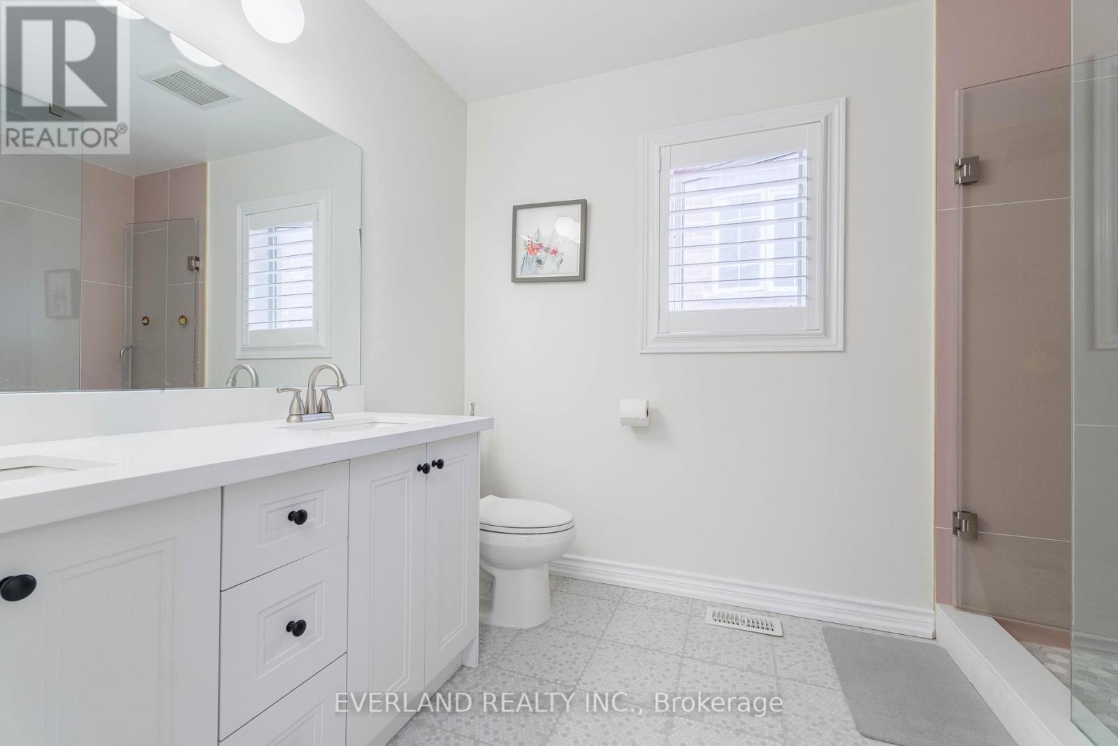 Photo 18 of 11 Limelight Street, Richmond Hill ON