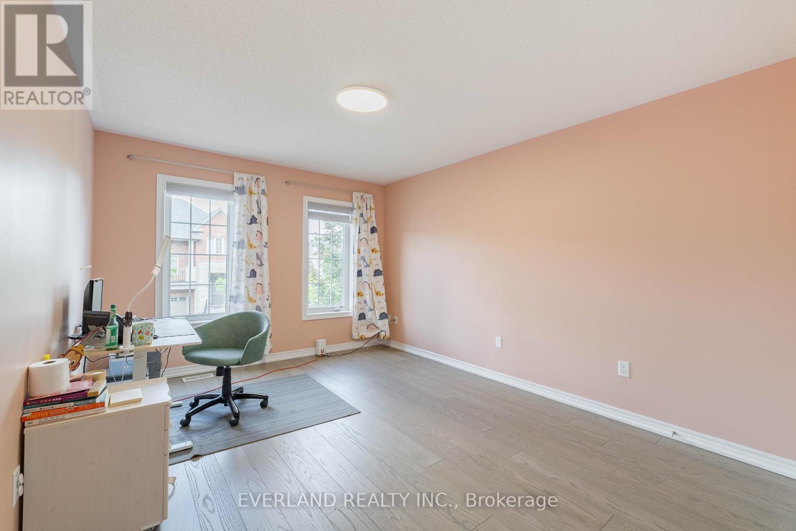 Photo 7 of 11 Limelight Street, Richmond Hill ON