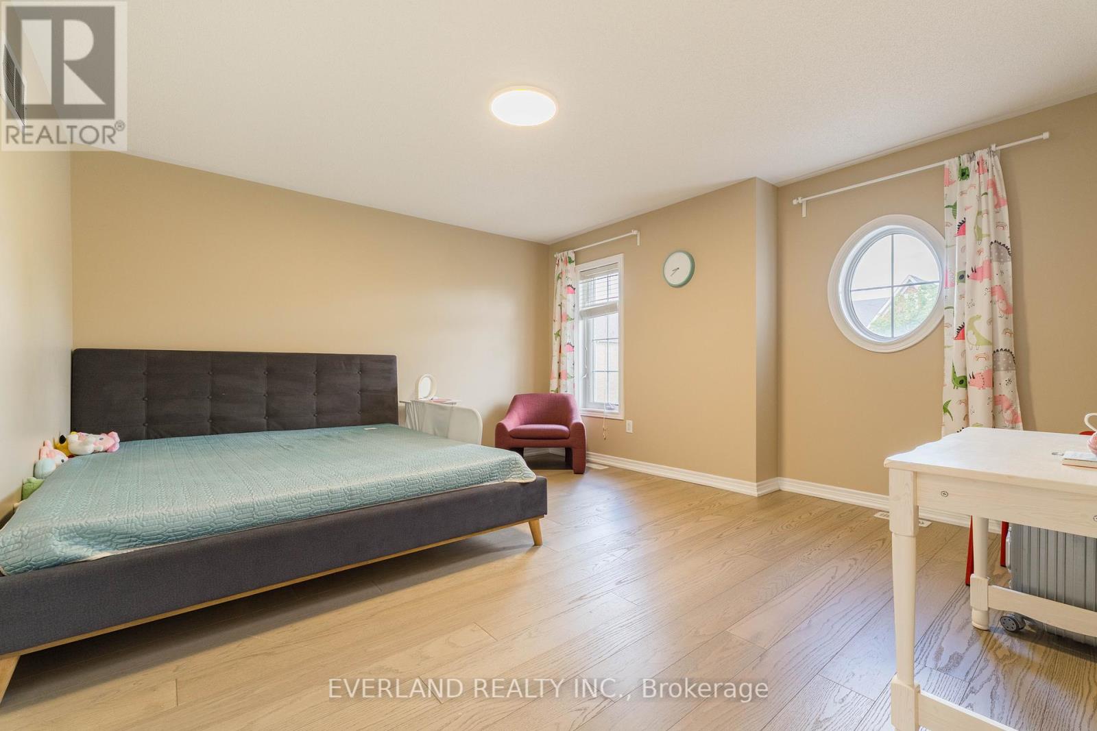 Photo 3 of 11 Limelight Street, Richmond Hill ON