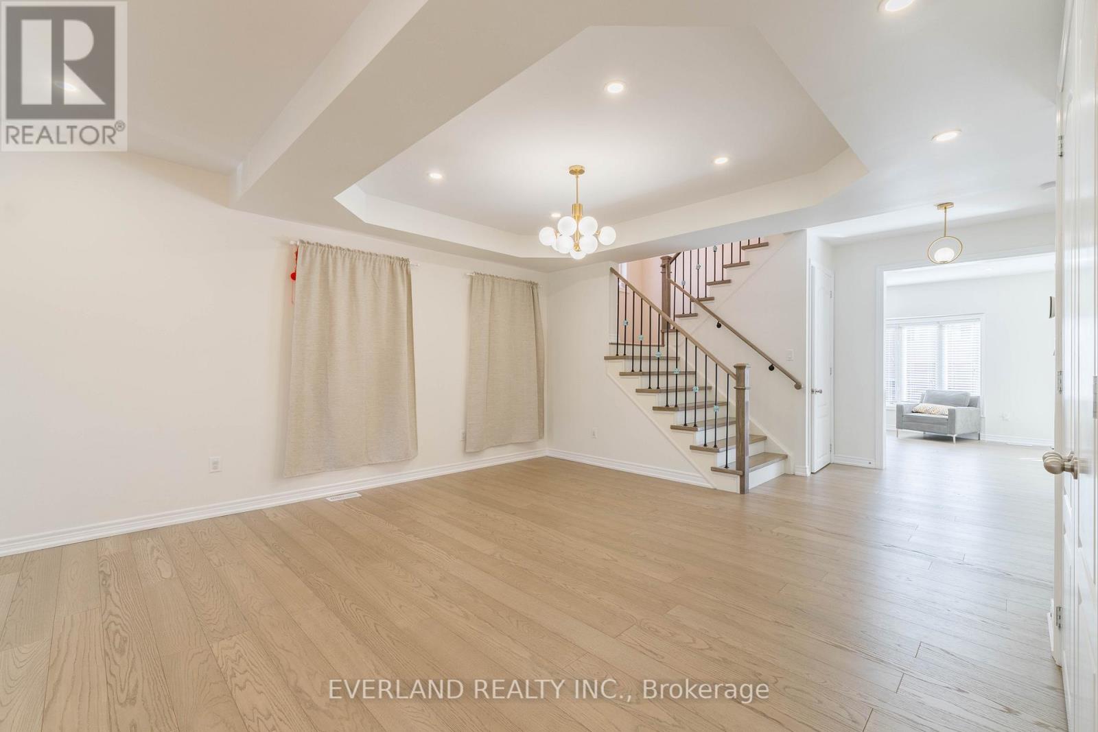 Photo 13 of 11 Limelight Street, Richmond Hill ON