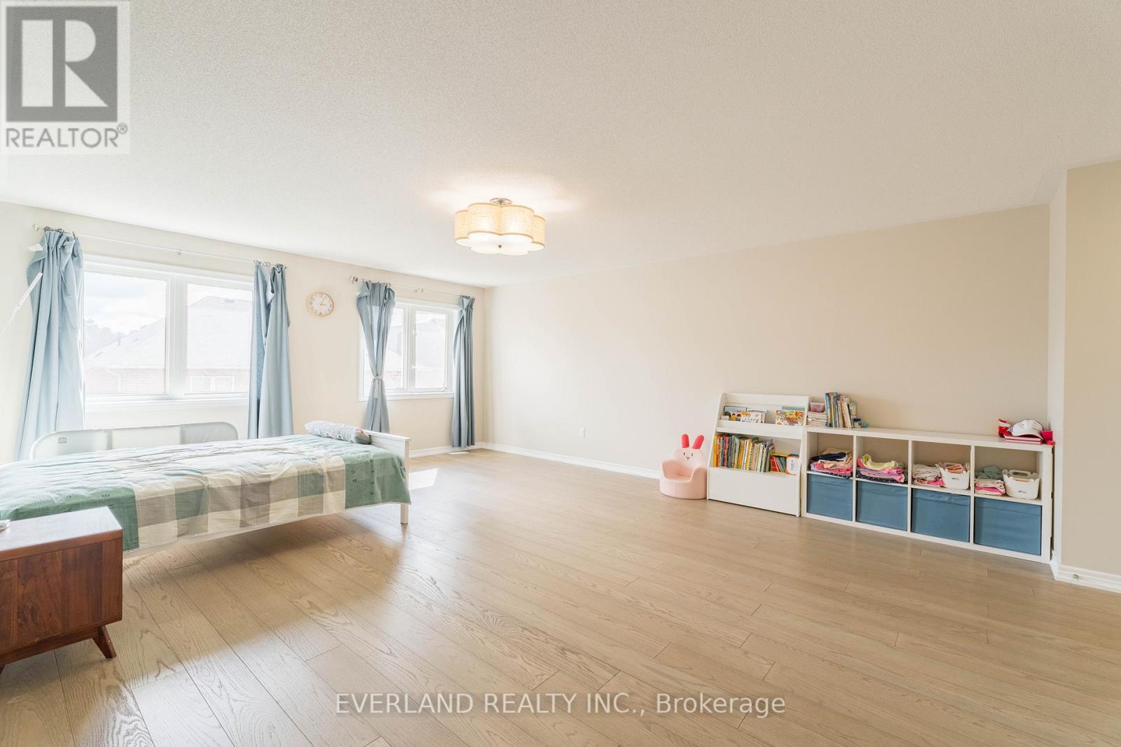 Photo 1 of 11 Limelight Street, Richmond Hill ON