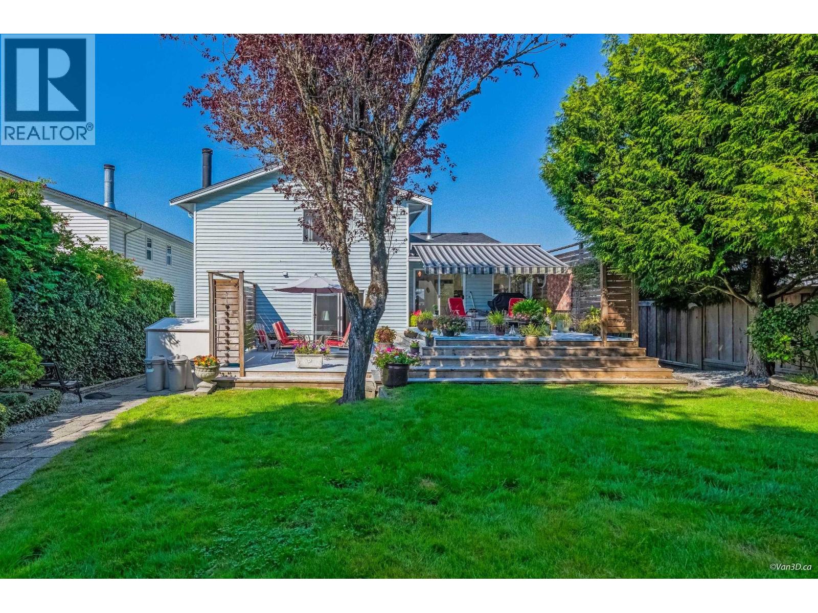 Photo 36 of 12226 202 Street, Maple Ridge BC
