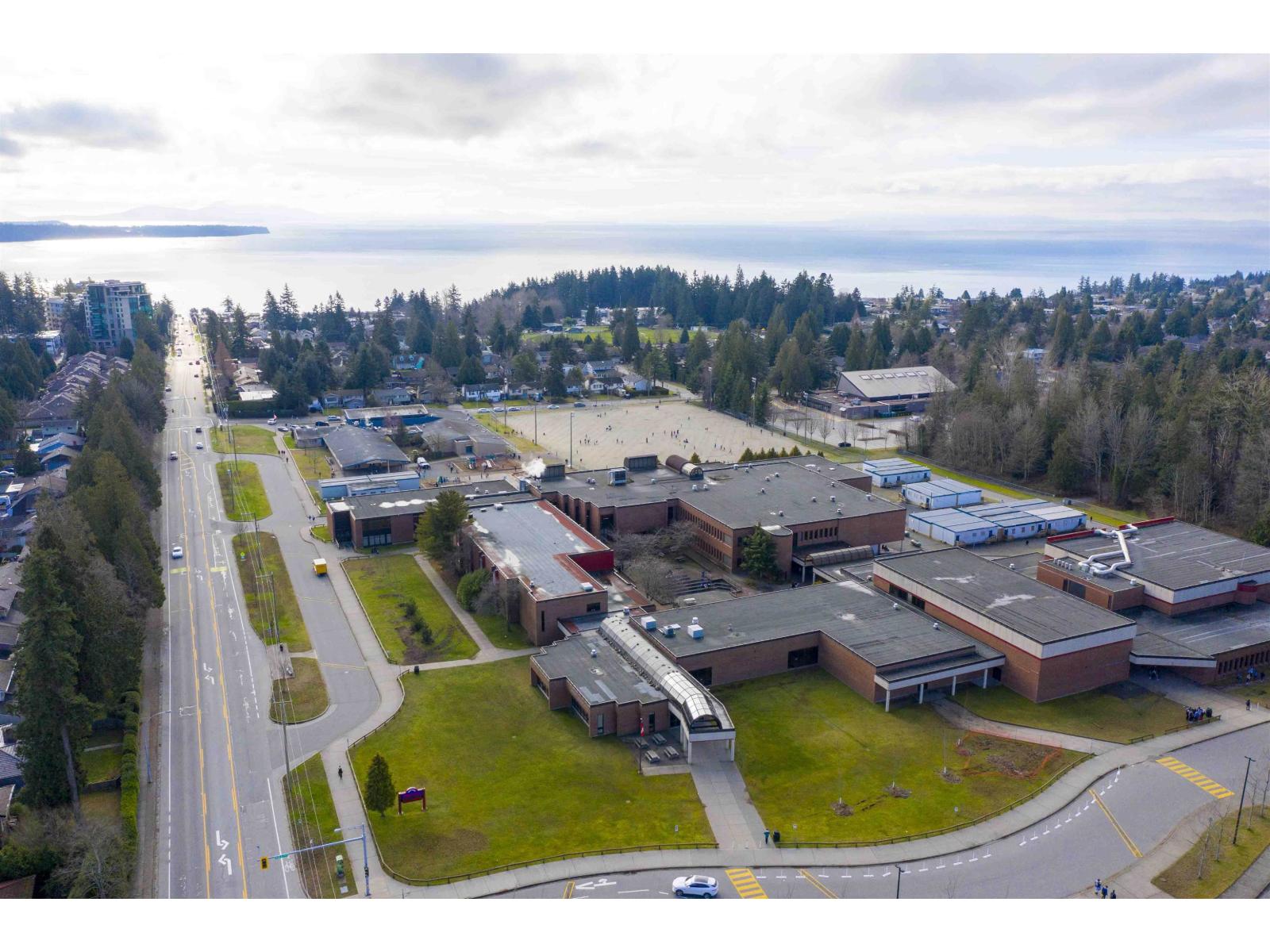 Photo 27 of 15 1725 Southmere Crescent, Surrey BC
