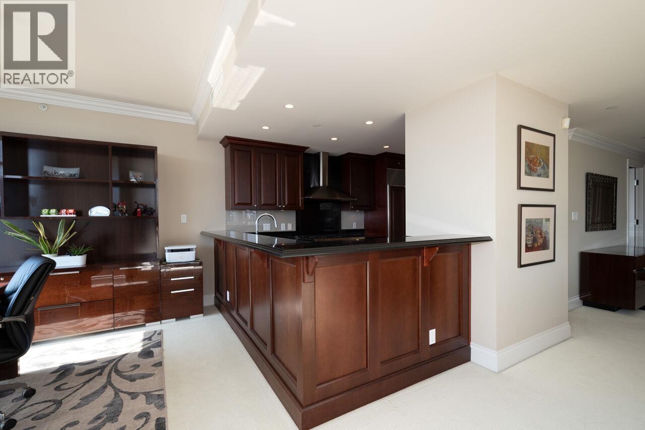 Photo 3 of 901 1515 Homer Mews, Vancouver BC