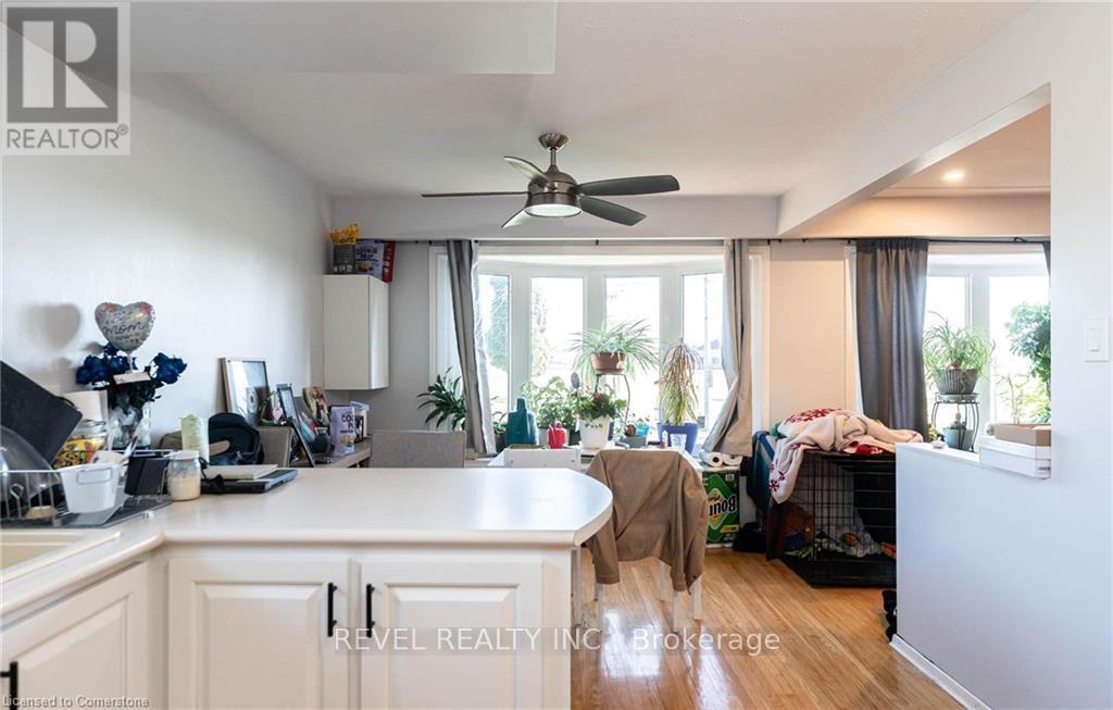 Photo 8 of 198 Berko Avenue, Hamilton ON
