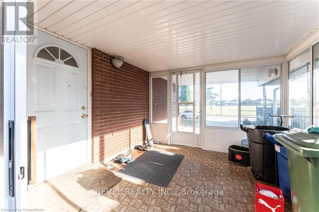 Photo 20 of 198 Berko Avenue, Hamilton ON