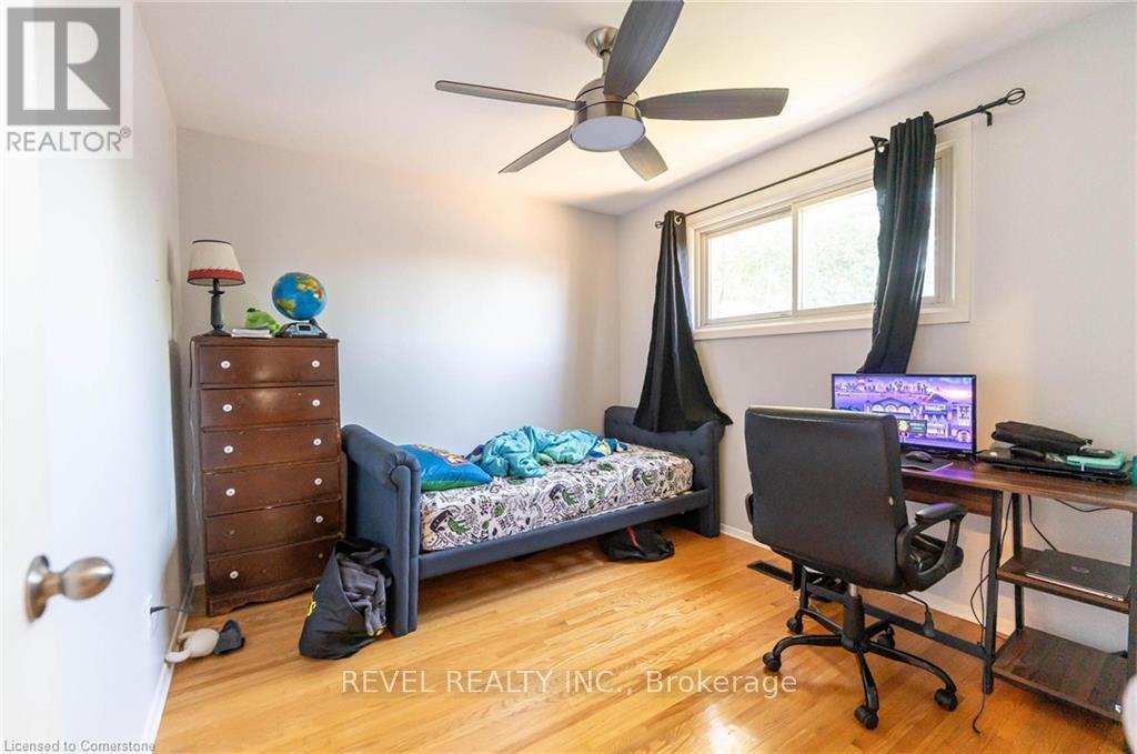 Photo 6 of 198 Berko Avenue, Hamilton ON