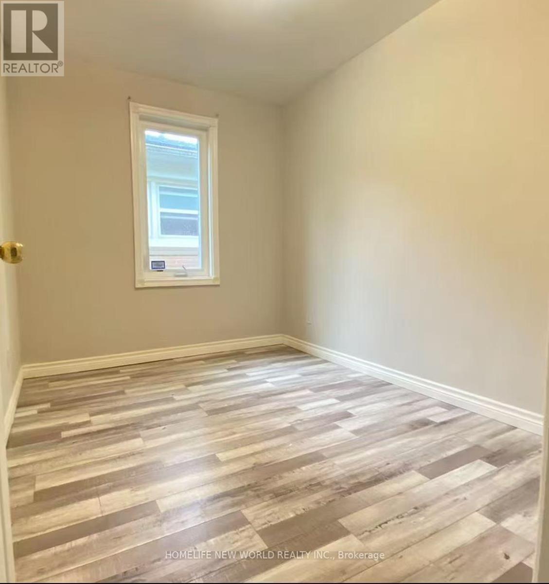 Photo 6 of Main 84 Rockport Crescent, Richmond Hill ON