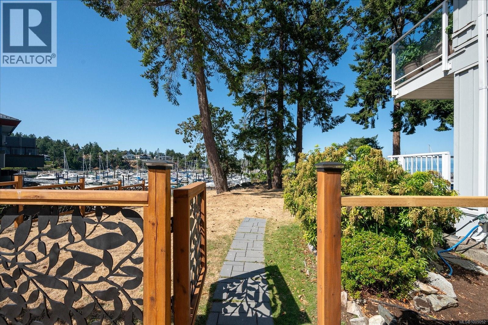 307 3555 Outrigger Rd, Nanoose Bay