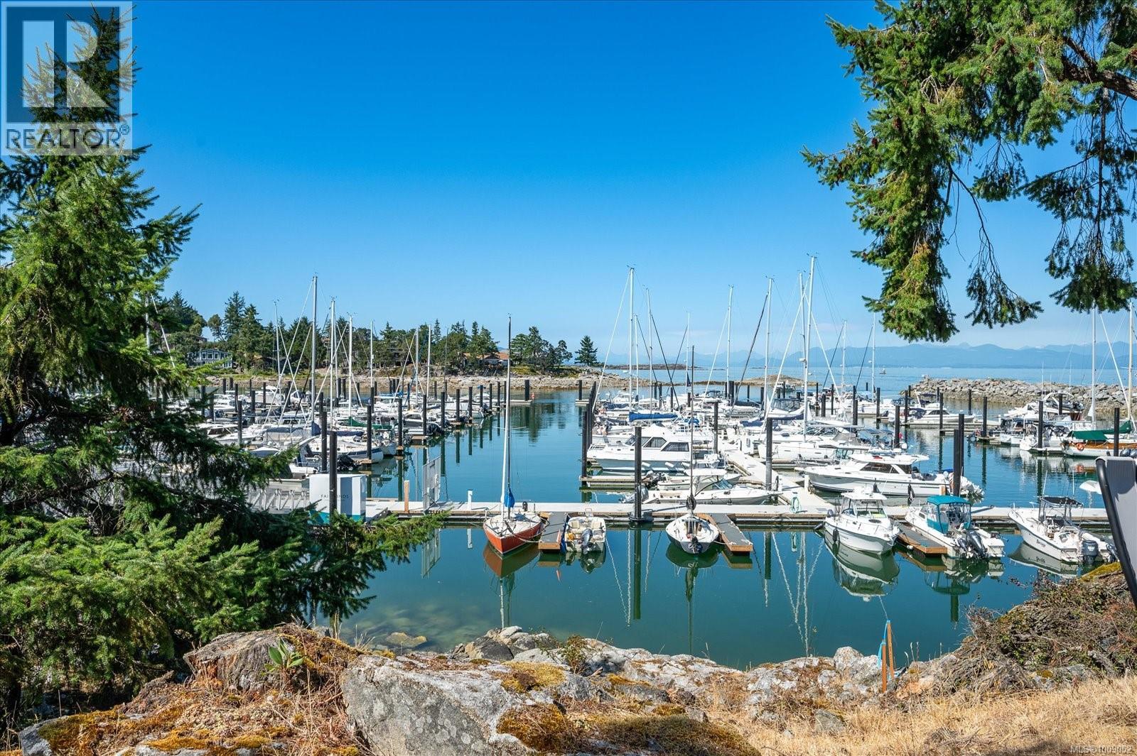 307 3555 Outrigger Rd, Nanoose Bay