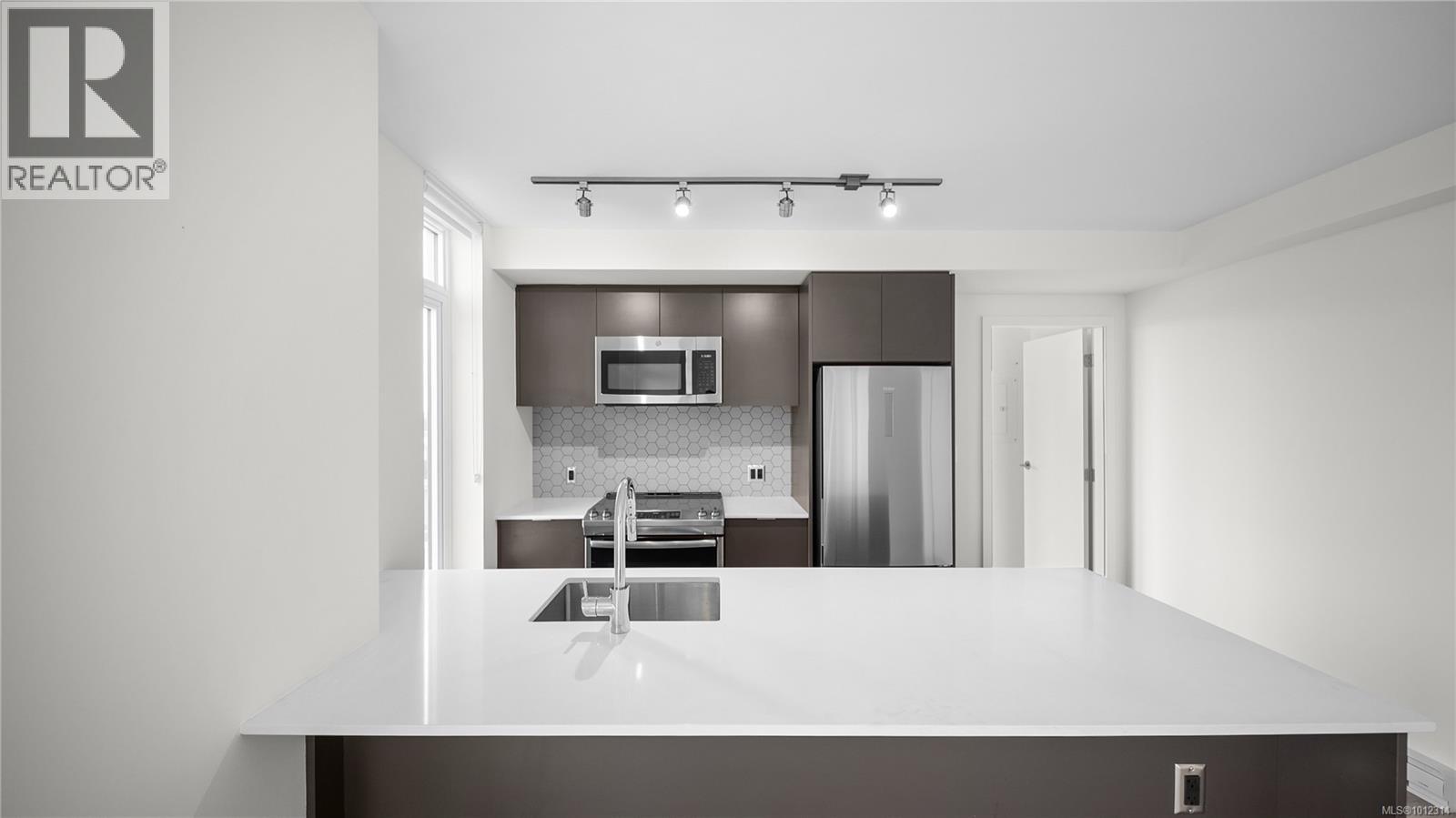 Photo 33 of 1601 845 Johnson St, Victoria BC