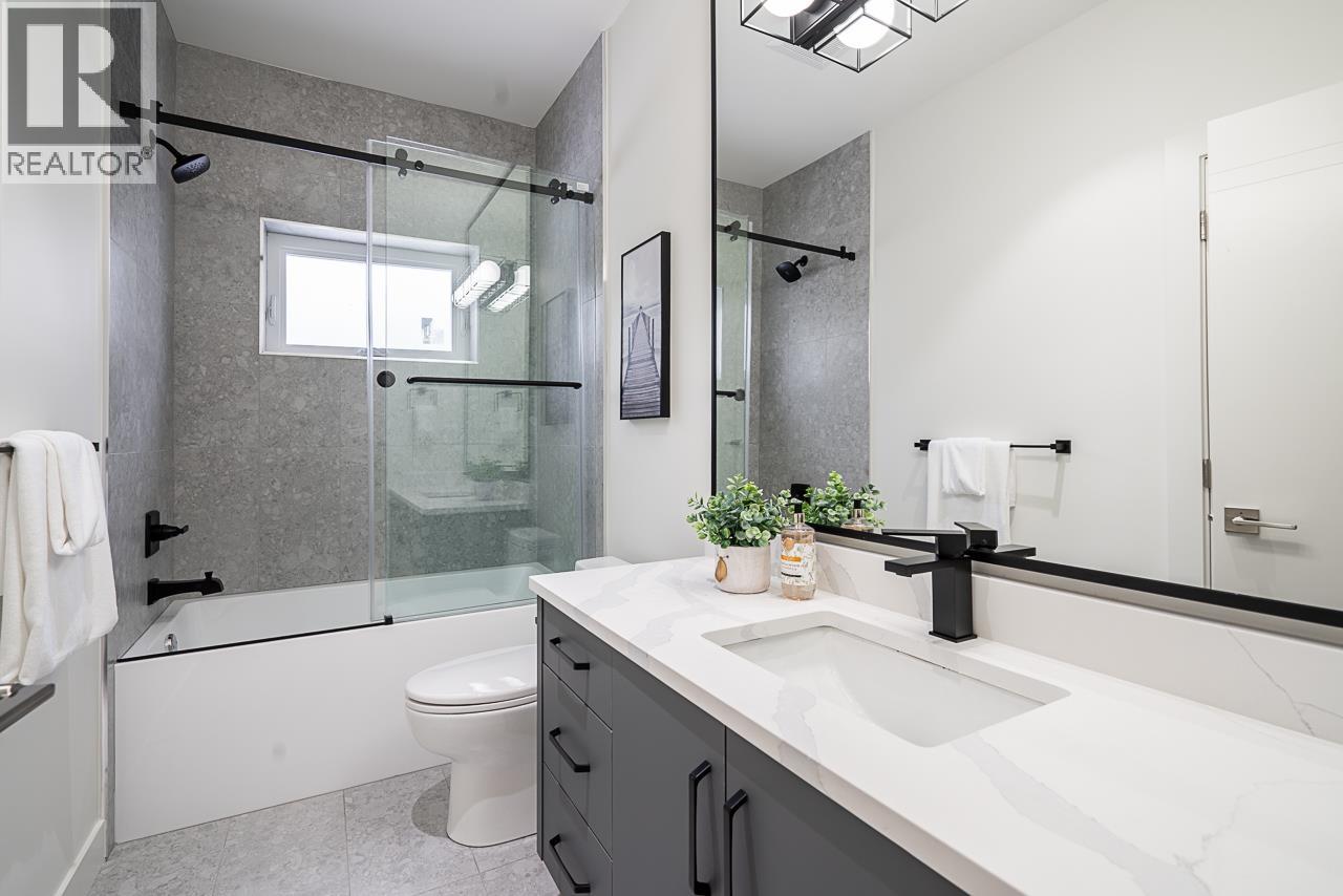 Photo 23 of 2835 Oliver Crescent, Vancouver BC