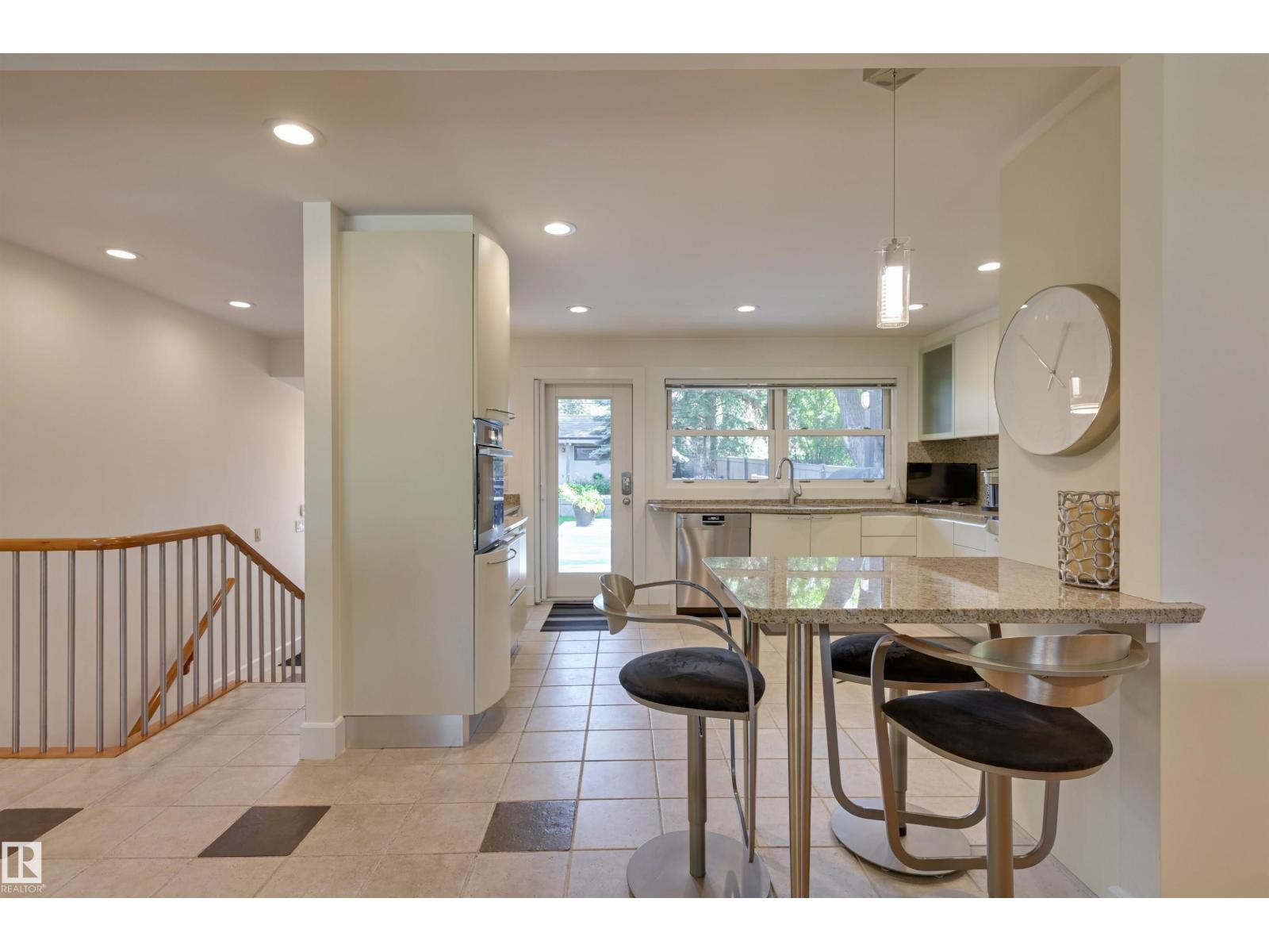 Photo 17 of 8907 Saskatchewan Dr Nw, Edmonton AB