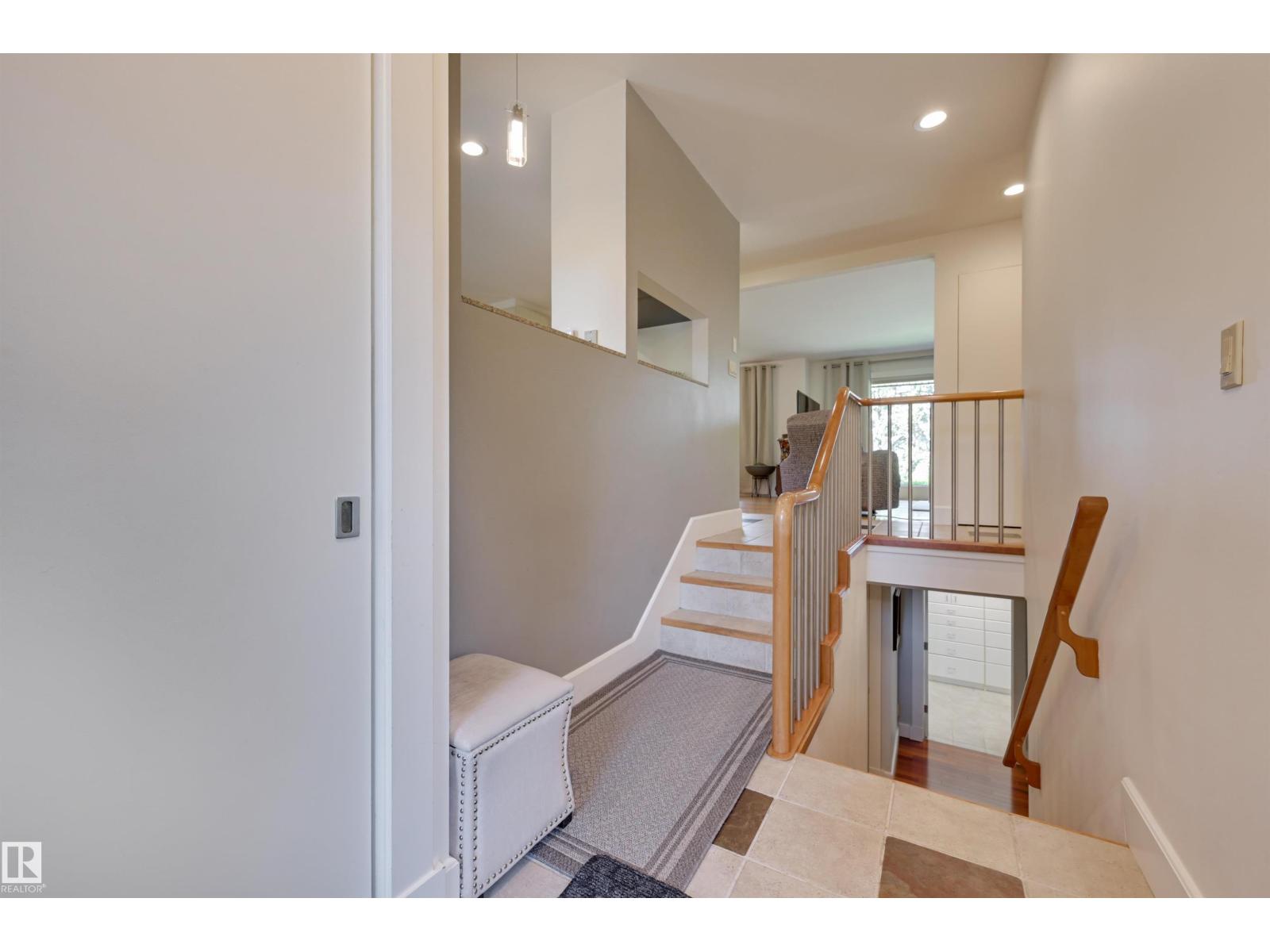 Photo 37 of 8907 Saskatchewan Dr Nw, Edmonton AB