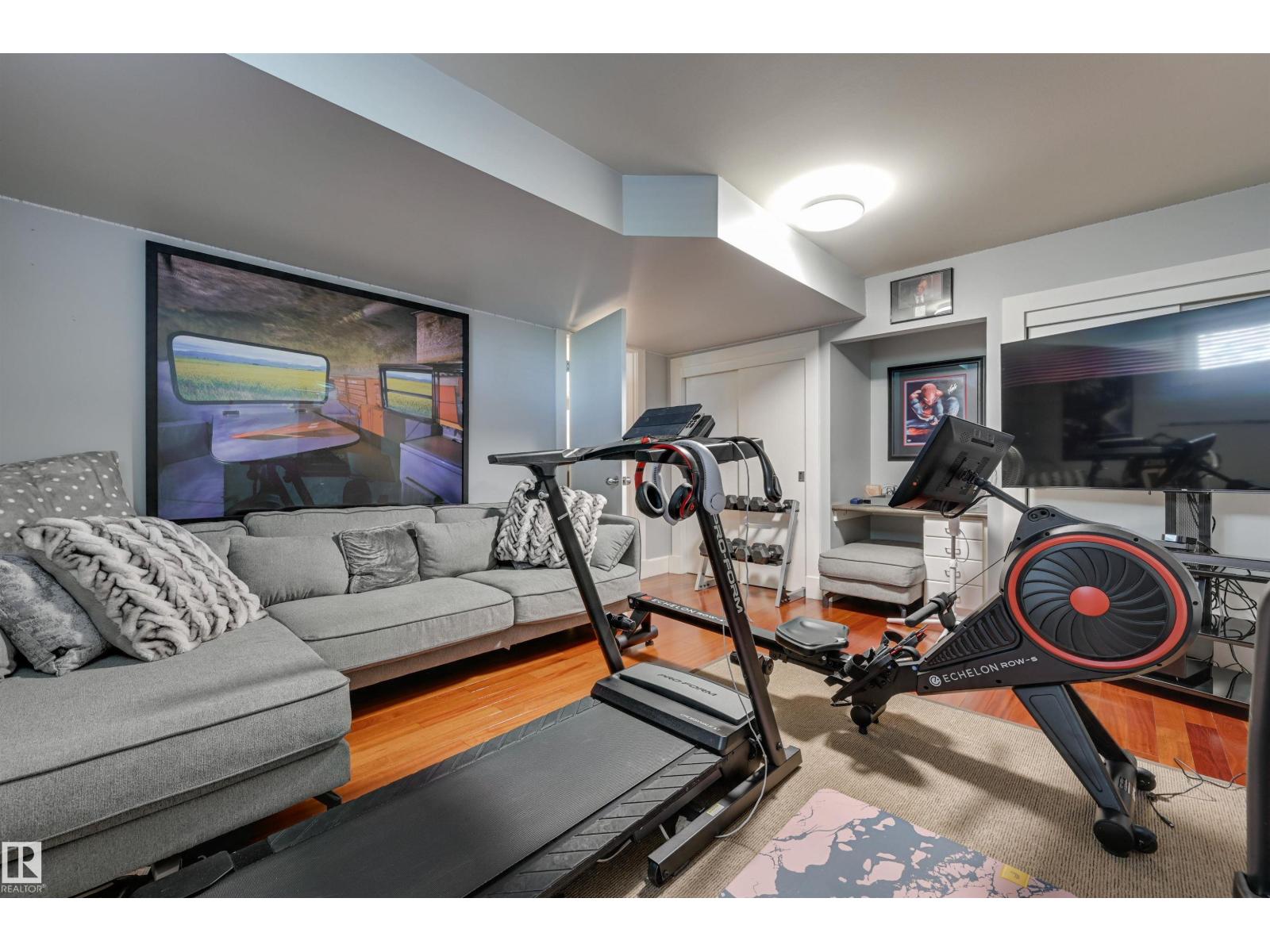Photo 44 of 8907 Saskatchewan Dr Nw, Edmonton AB