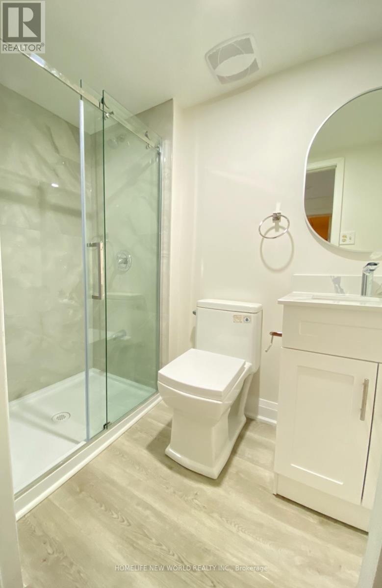 Photo 7 of Basement 84 Rockport Crescent, Richmond Hill ON
