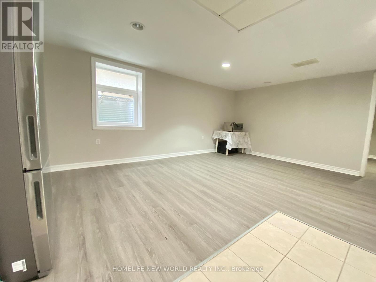 Photo 3 of Basement 84 Rockport Crescent, Richmond Hill ON