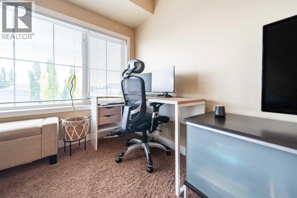 Single Family House for Sale in   Eversyde Boulevard SW Evergreen Calgary 