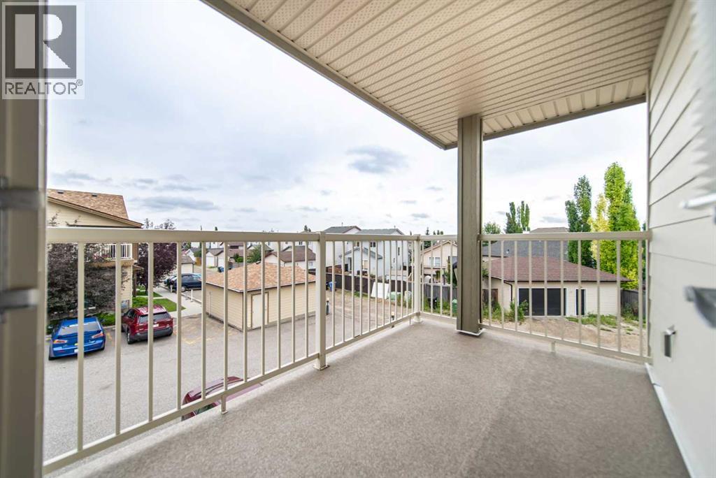 Single Family House for Sale in   Eversyde Boulevard SW Evergreen Calgary 