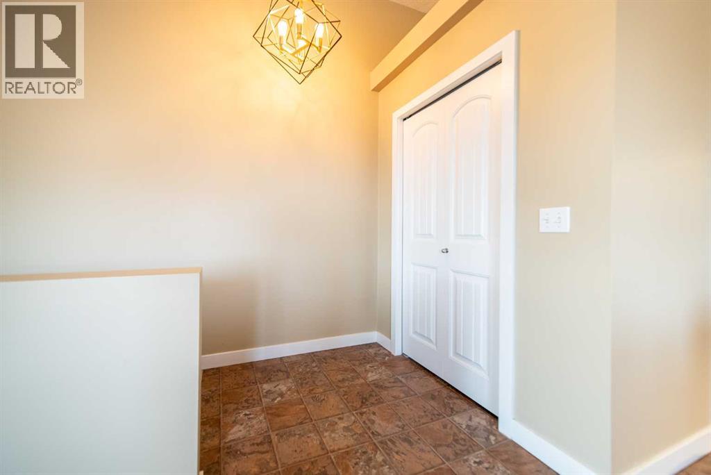 Single Family House for Sale in   Eversyde Boulevard SW Evergreen Calgary 