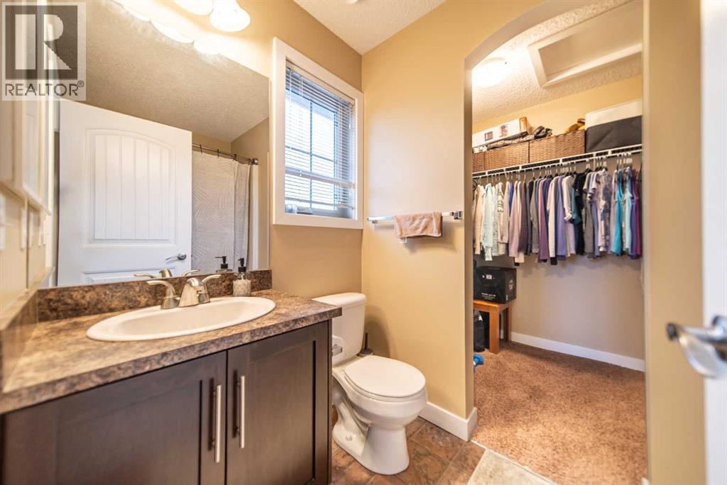 Single Family House for Sale in   Eversyde Boulevard SW Evergreen Calgary 