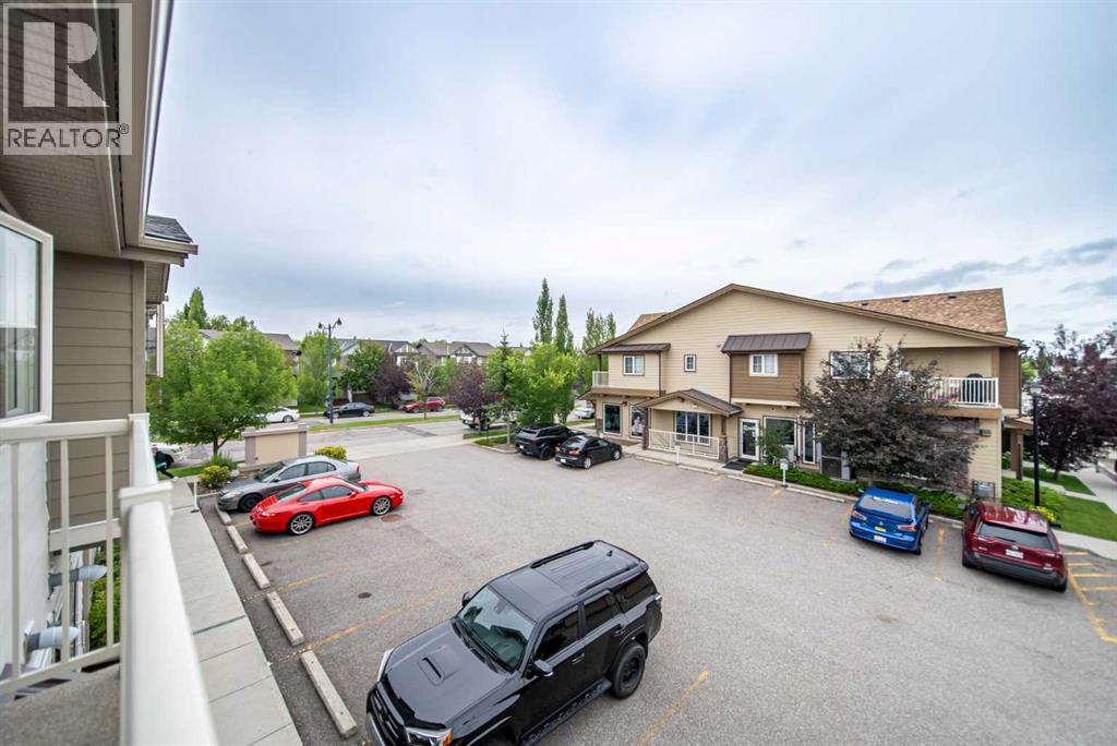 Single Family House for Sale in   Eversyde Boulevard SW Evergreen Calgary 