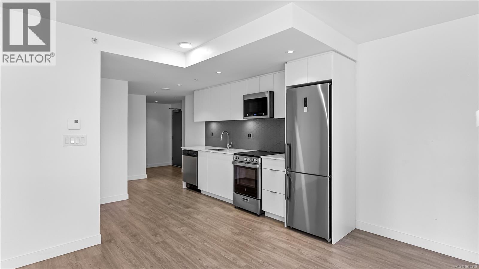 Photo 1 of 302 845 Johnson St, Victoria BC