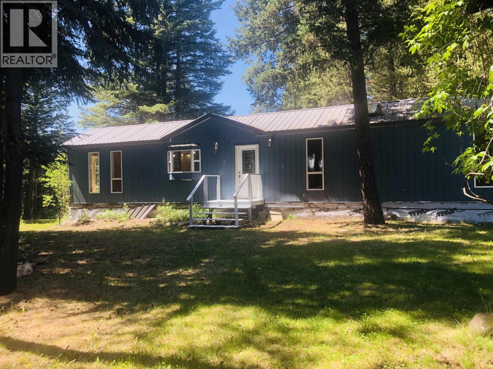 3024 KELDON ROAD, Lac La Hache