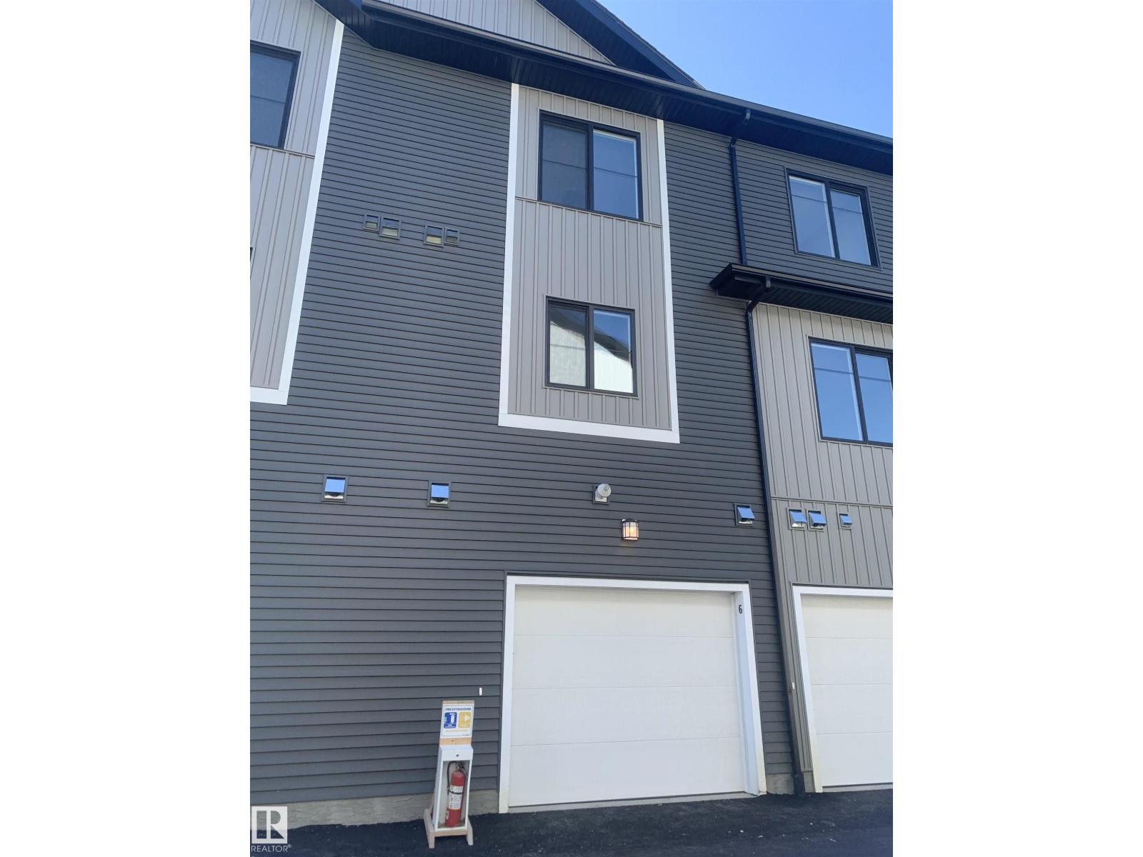 Photo 10 of 6 6905 25 Av Sw, Edmonton AB