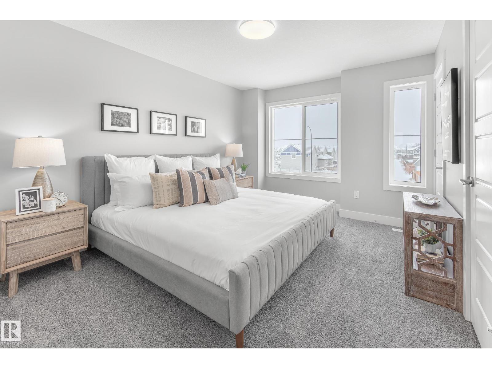 Photo 8 of 6 6905 25 Av Sw, Edmonton AB