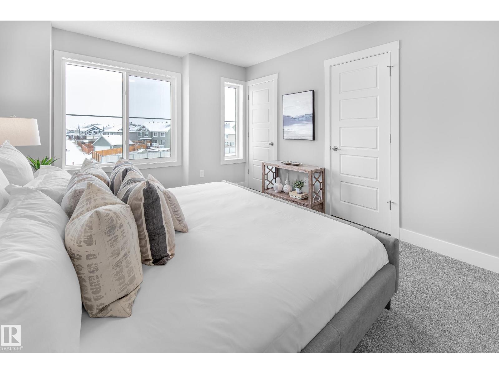 Photo 9 of 6 6905 25 Av Sw, Edmonton AB