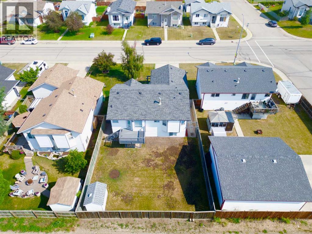 Photo 14 of 5617 Park Street, Blackfalds AB