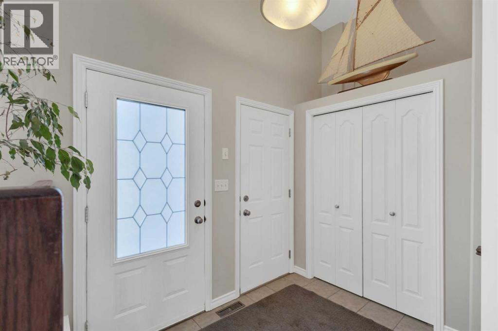 Photo 18 of 5617 Park Street, Blackfalds AB