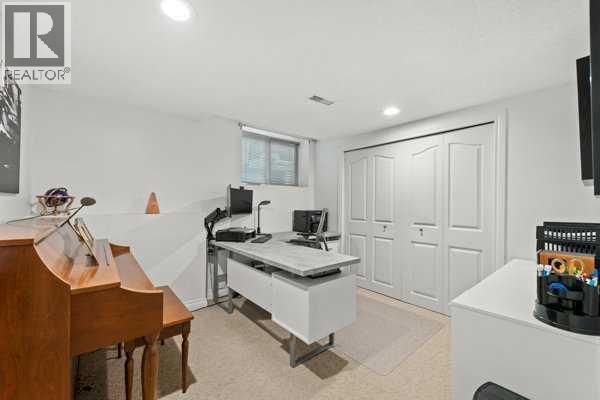 Photo 17 of 23 Cranleigh Mews Se, Calgary AB