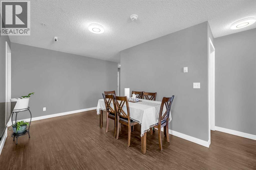 Photo 4 of 319 5 Saddlestone Way Ne, Calgary AB