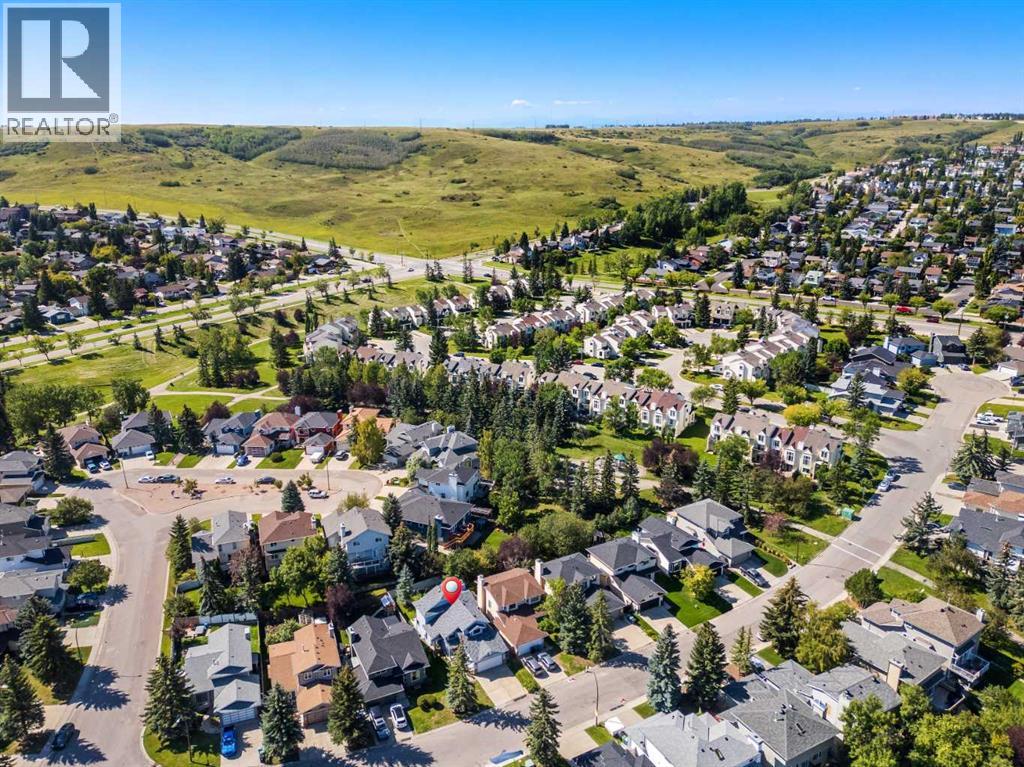 Photo 43 of 74 Sandringham Way Nw, Calgary AB