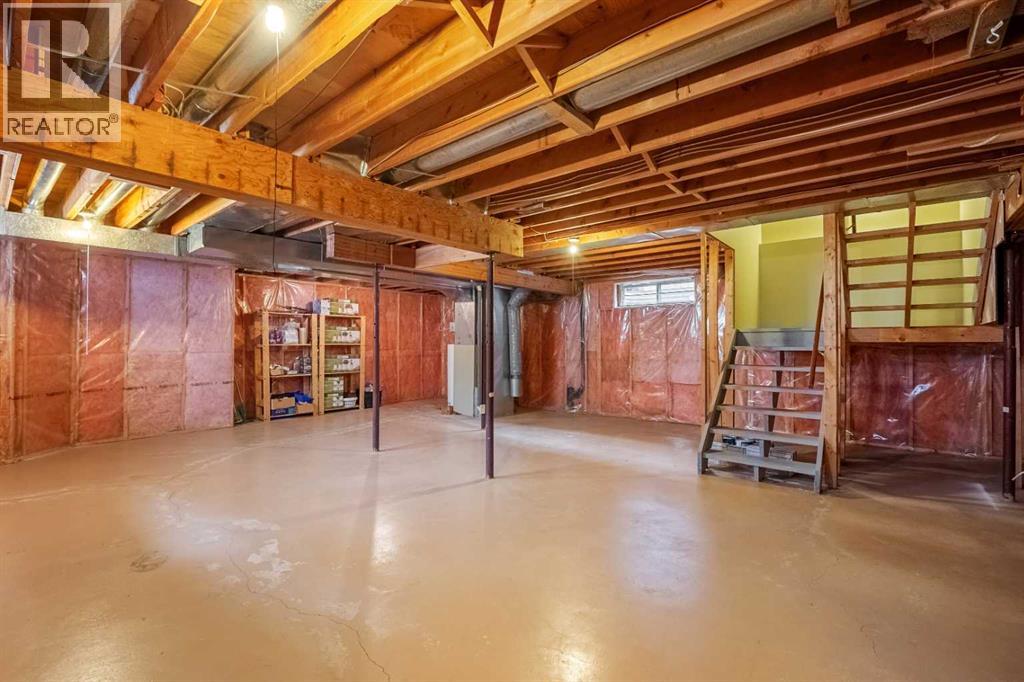 Photo 11 of 74 Sandringham Way Nw, Calgary AB