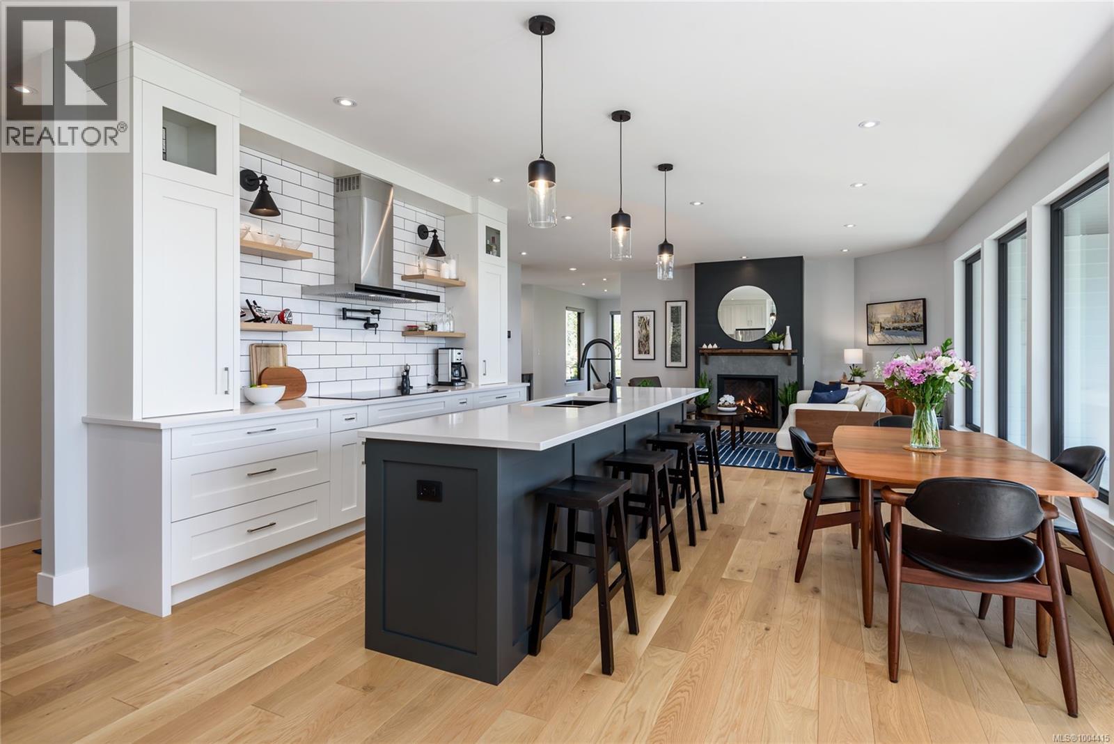 Photo 9 of 176 Baynes Dr, Fanny Bay BC