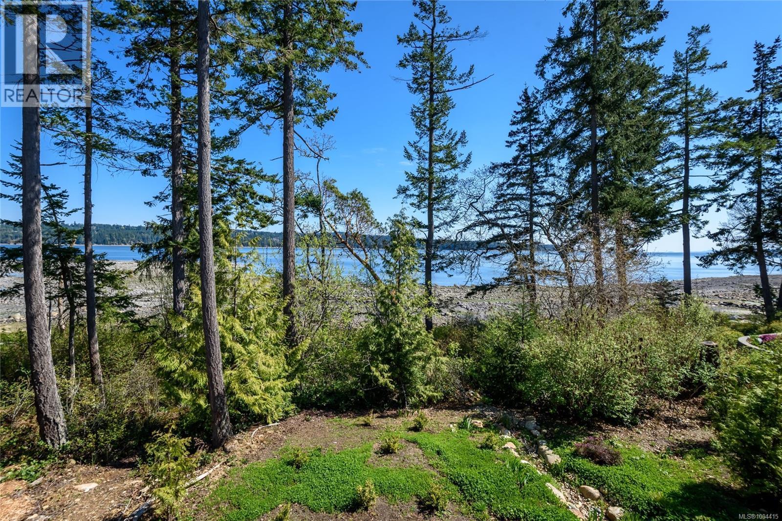 Photo 48 of 176 Baynes Dr, Fanny Bay BC