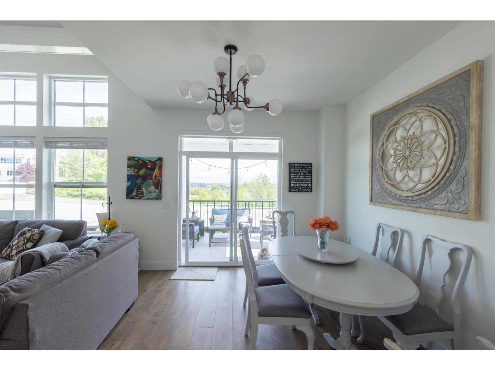 Photo 6 of 15 5528 148 Street, Surrey BC