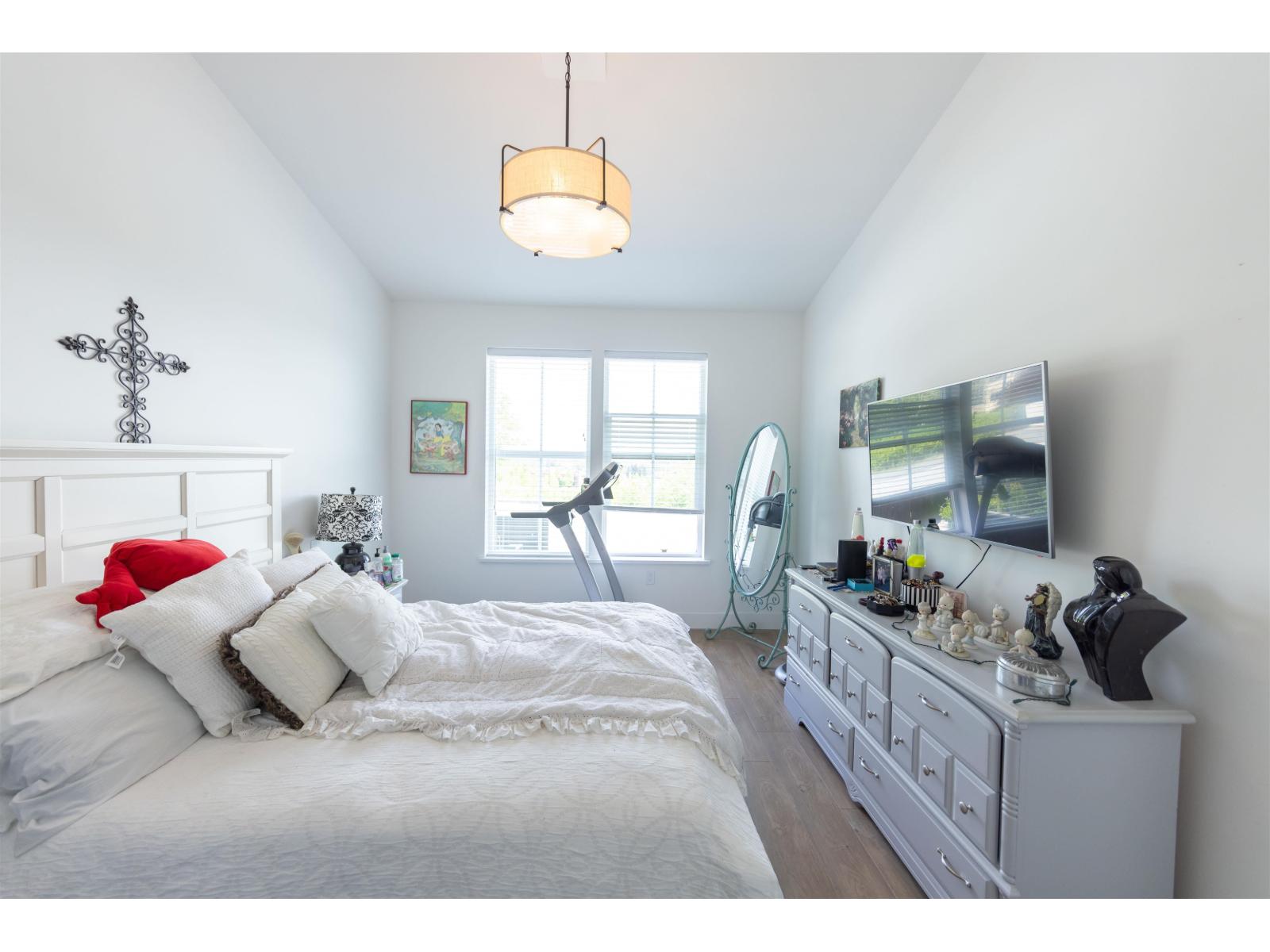 Photo 19 of 15 5528 148 Street, Surrey BC